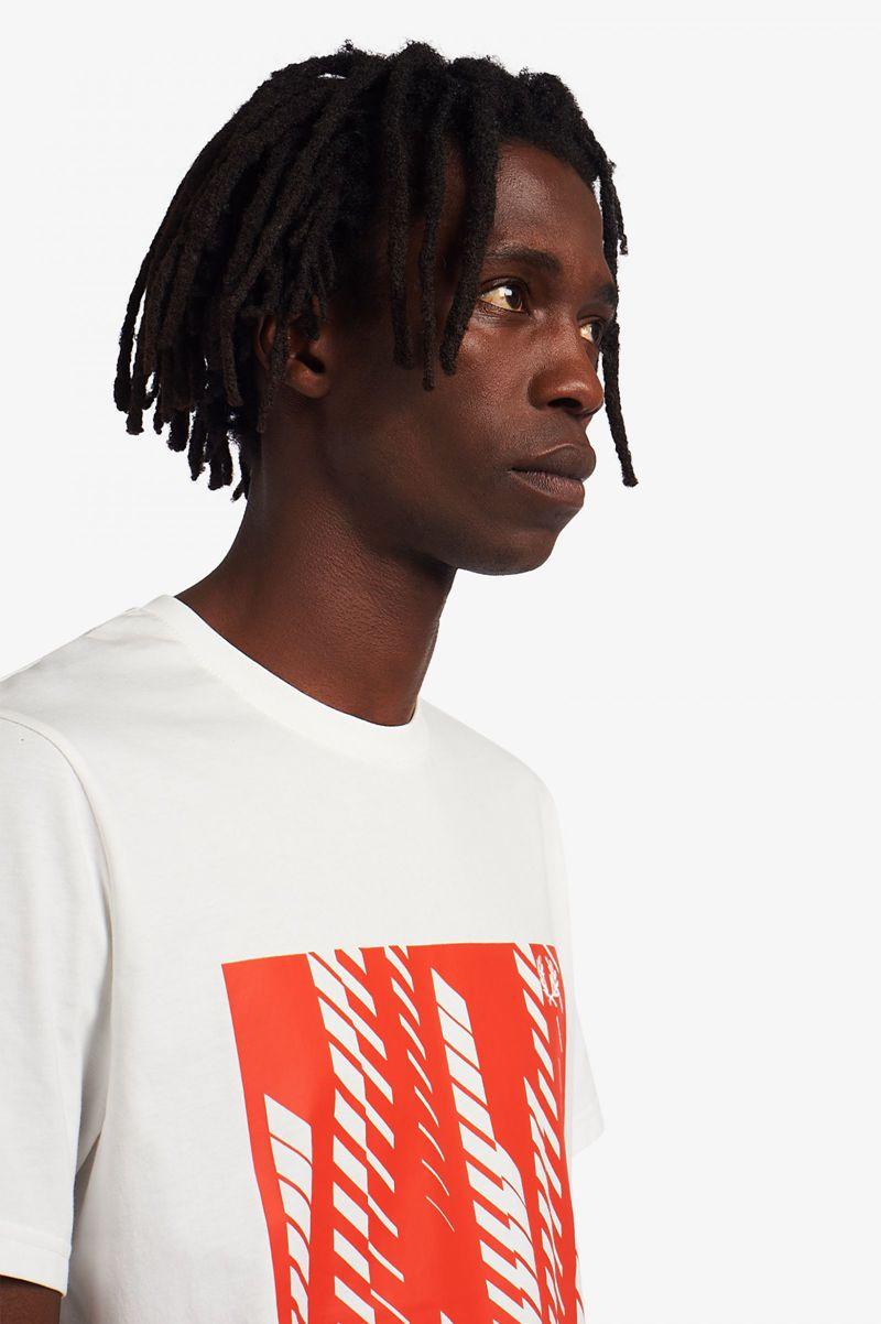 White Fred Perry Sound Wave Graphic Men's T Shirts | PH 1767JPQJ